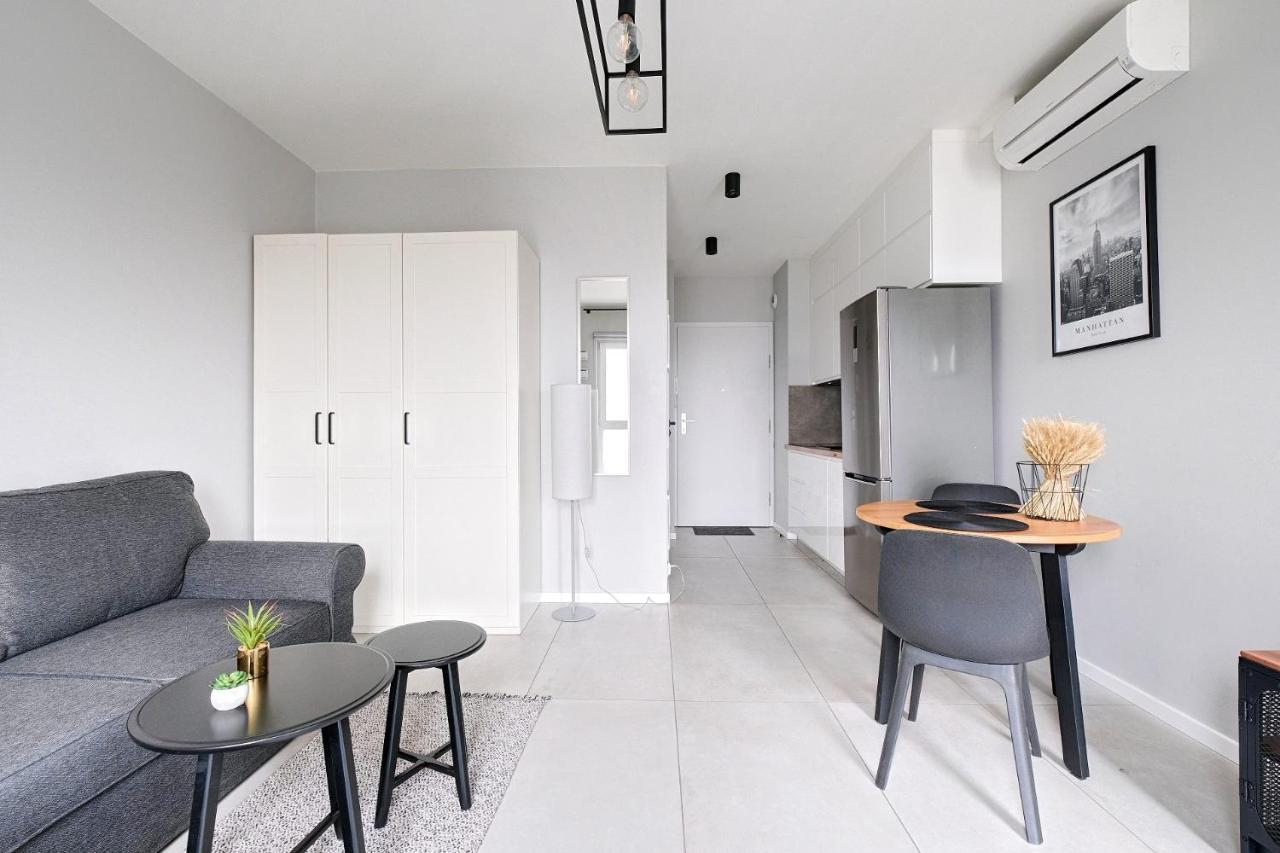 Targowa 10 National Stadium Apartment Warsaw Ngoại thất bức ảnh